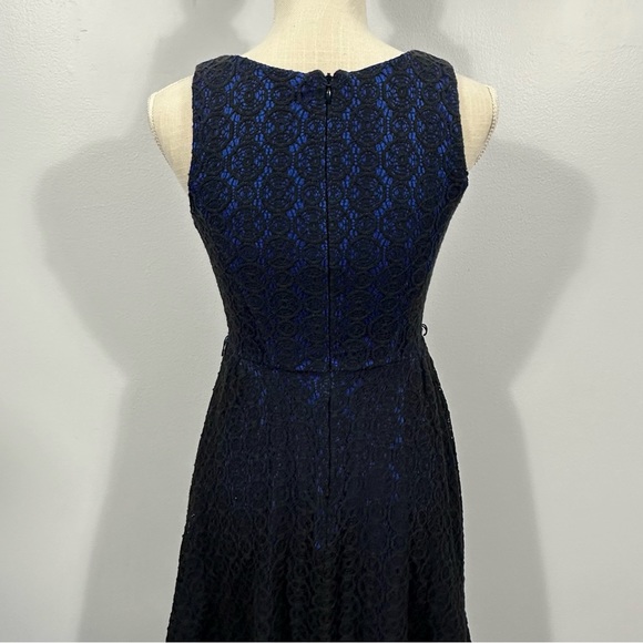 Lace overlay sleeveless skater dress size 1/2 - Picture 5 of 10